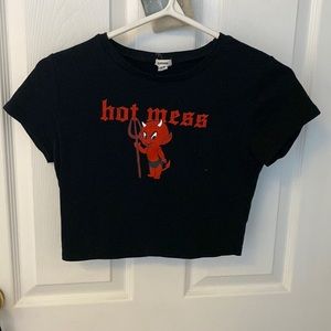 Garage Size Medium Cropped Black Shirt